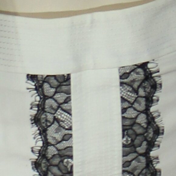 Karen Millen England  white black lace pencil lining skirt side zip size 8 - Picture 8 of 8